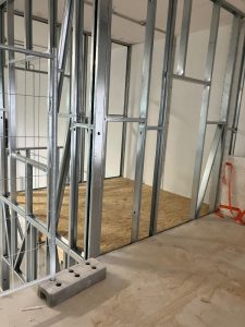 montovaná ocelová vestavba