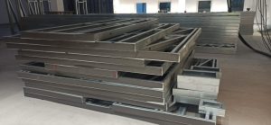 montovaná ocelová vestavba do haly